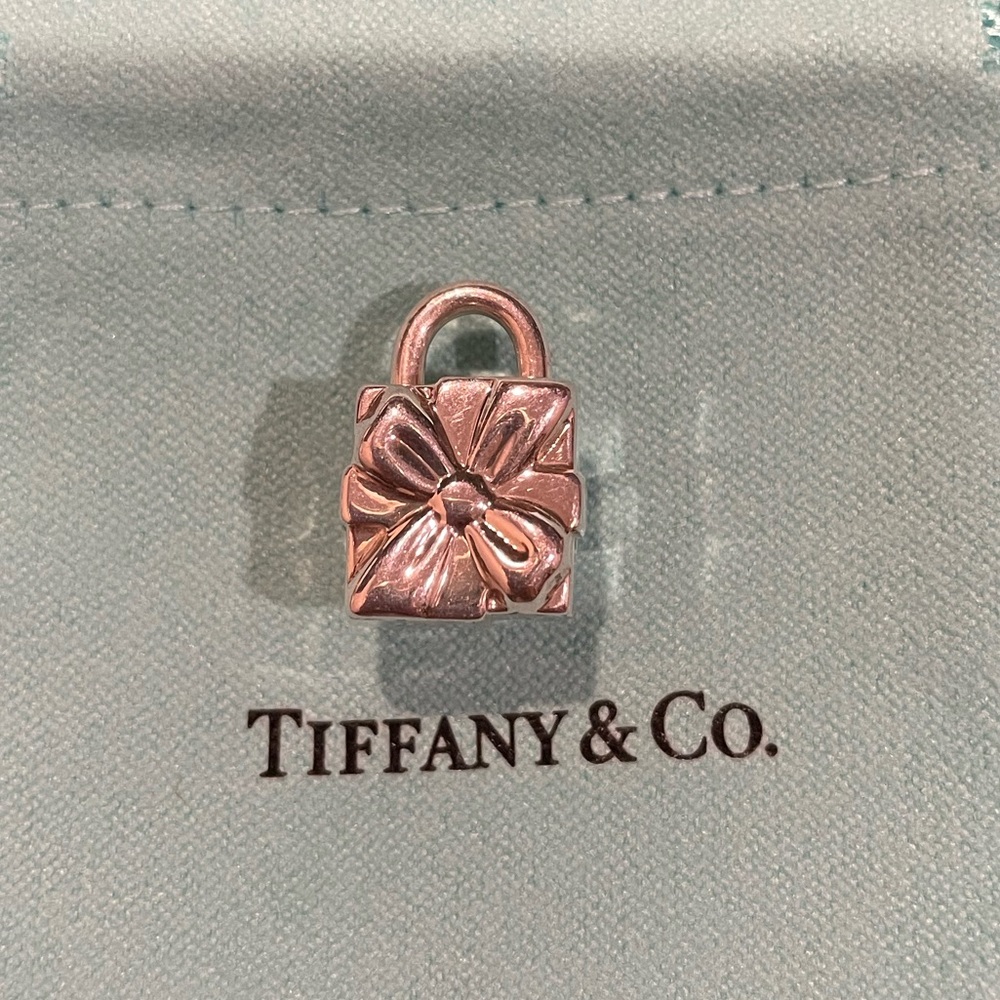 Tiffany & Co. RARE Discontinued Tiffany Present Box Charm
